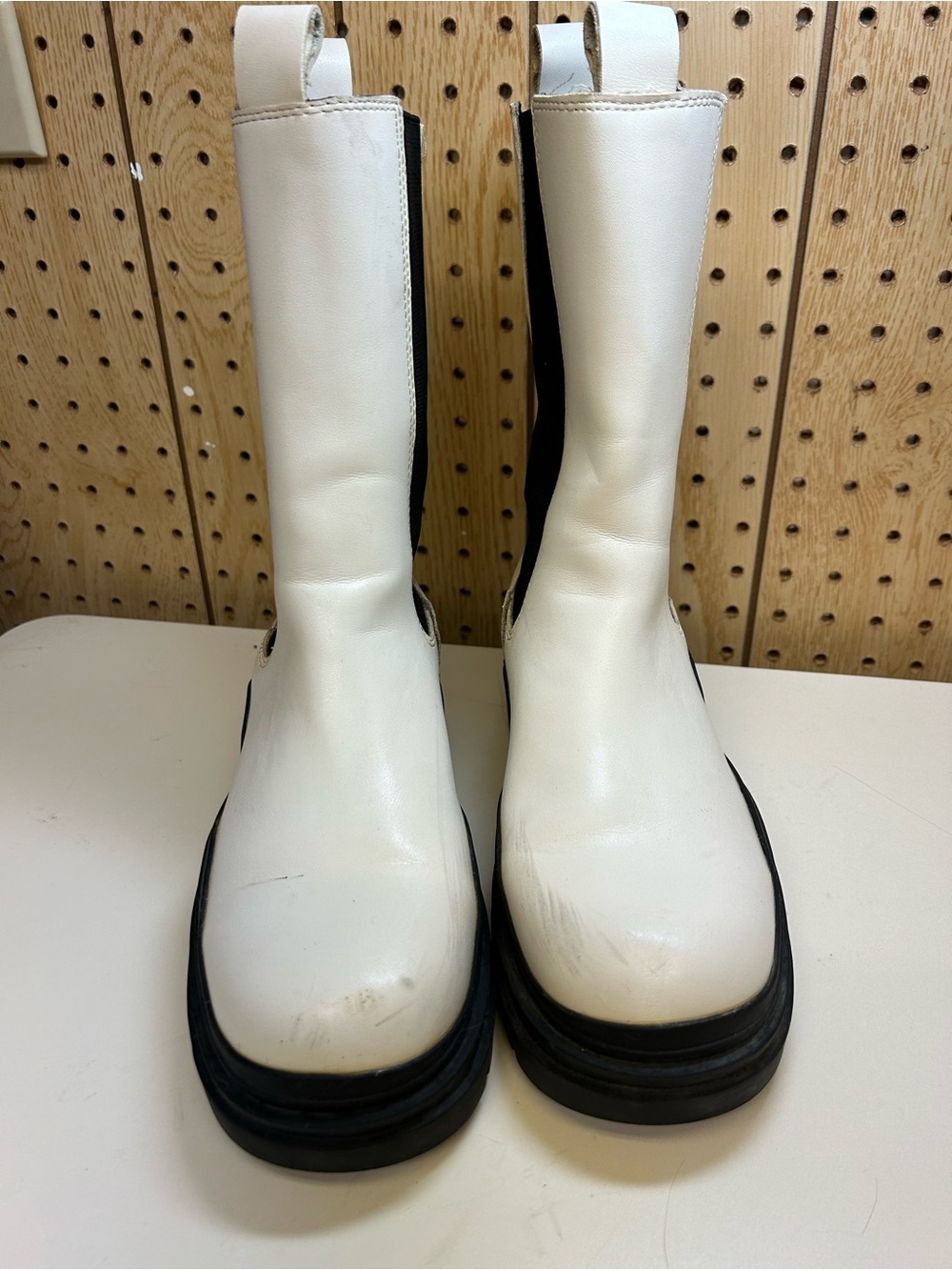 Bottega Veneta White and Black Leather Pull-On Boot Detail